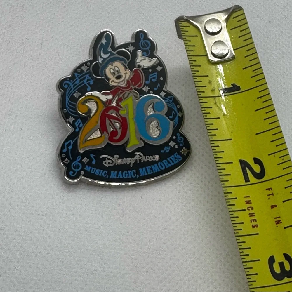 2016 Disney Parks Sorcerer Mickey Music Disney Pin